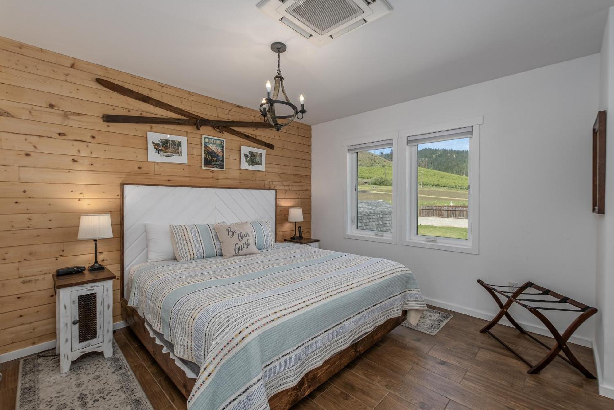 Berg Haus By Nw Comfy Cabins Левенуэрт Экстерьер фото